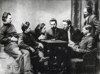 The Moscow Literary Sreda - Medlemmar av Sreda litterära krets, bildad under andra hälften av 1890-talet av ryska realistiska författare - Porträtt av ryska intellektuella från den litterära gruppen Znanie: från vänster till höger, Andrei Skitalets (Stepha