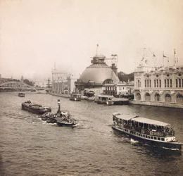 Universell utställning 1900 - Exposition Universelle de 1900 i Paris: Panoramautsikt över Seine, vänstra stranden - privat samling