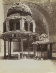 Punavai i le Mosque o Sultan Hassan, Egyptswed