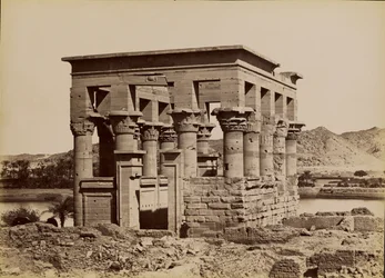 [Kiosken i Philae] / [Kiosken i Phile]