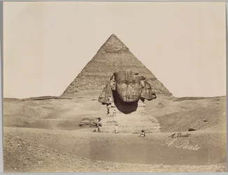 Sphinx and the Pyramid of Chephren (albumin silverfoto)