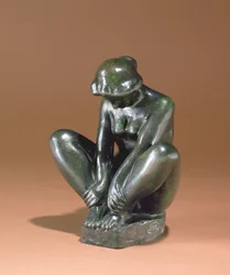 Girl Holding Both Feet, 1920 (brons)