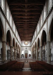 Renässans: interiörvy av basilikan Santa Croce projicerad av Arnolfo di Cambio (1245-1302 / 1310) (interiörvy av basilikan santa croce) 1294 basilikan Santa Croce, Florens, Italien