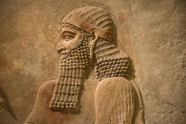 Detalj av kung Sargon II av Assyrien från kung Sargons palats i Khorsabad, c.716-713 f.Kr.