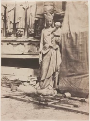 Staty av Jungfrun, Notre Dame de Paris