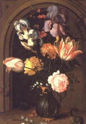 Stilleben av blommor i en vas
