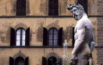 Neptunus fontän, 1560-75