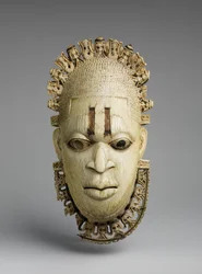 Iyoba (Queen Mother) hängmask
