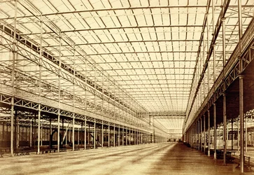 The Nave at Crystal Palace, Hyde Park, mars 1852 (albumintryck från kalotypnegativ)