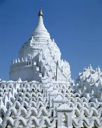 Hsinbyume Paya, byggd 1816