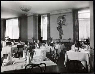En matsal på Hotel Majestic, 1916 eller 1917 (silvergelatintryck)