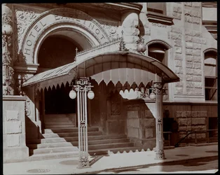 Entrén till Hotel Earlington, 55 West 27th Street, New York, 1906 (silvergelatintryck)