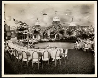 Wientaket på Hotel St. Regis, 1937 (silvergelatintryck)