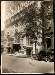Utsikt över Robert Treat Hotel, Newark, New Jersey, 1916 (silvergelatintryck)