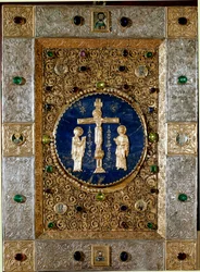 Bysantinsk konst: omslaget av en evangelisk dekorerad med bladguld avvisar med filigrankrucifix som representerar Jungfrun och Sankt Johannes. 1200-talet. Venedig tesoro de San Marco (skattmästare i Sankt Markus)