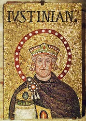 Den östromerske kejsaren Justinianus I med krona och spira, 600-talet (mosaik)