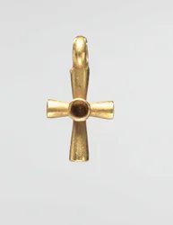 Hängkors, 500-tal (guld)