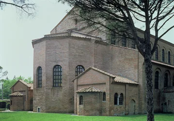 Basilikans bakre fasad, 536 e.Kr