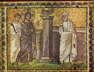 Sankt Petrus förnekelse, Jesus och en apostel, en tupp på en pelare, 600-talet (mosaik)