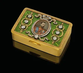 En kejserlig presentation av snusdosa, med en miniatyr i akvarell på elfenben av kejsar Nicholas II, ca. 1890 (guld och guillocherad emalj, akvarell på elfenben)