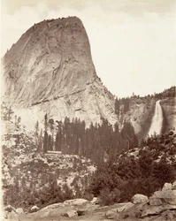 Cap of Liberty och Nevada Fall, Yosemite, ca. 1872, tryckt ca. 1876.