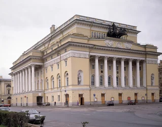 Alexandrinsky-teatern i Sankt Petersburg, 1828-1832