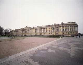 Senaten och synodsbyggnaderna i Sankt Petersburg, 1829-1834