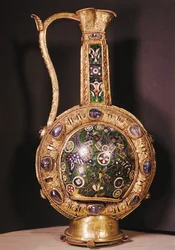 Charlemagnes vattenkanna (guld & cloisonne emalj)