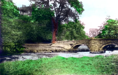 Bro vid Haddon Halls ståtliga hem, Derbyshire, 1926.