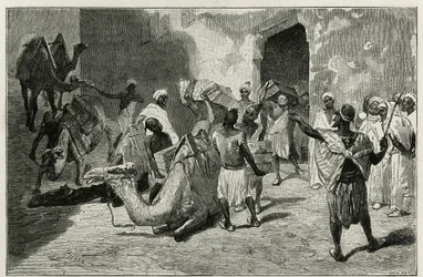 Lastning av kameler från karavanen av berättelsens författare, Atanger, gravyr av Biseo, för att illustrera berättelsen Le Maroc av Edmondo de Amicis, 1875, publicerad i tour du monde, under ledning av Edouard Charton