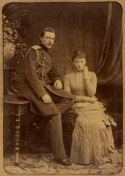 Michel Mikhailovitch de Russie et Anastasia Mikhailovna de Russie - Storhertig Michael Mikhailovich av Ryssland och storhertiginnan Anastasia Mikhailovna av Ryssland, av Bergamasco, Charles (Karl) (1830-1896). Albumin Foto, c. 1880. Ryska statens film och 