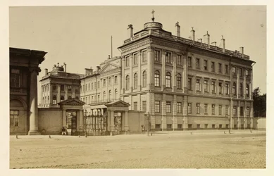 Anichkovpalatset i Sankt Petersburg, av Bergamasco, Charles (Karl) (1830-1896). Albumin foto