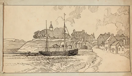 En segelbåt på stranden vid lågvatten, vid en stråk som leder upp mot en by
