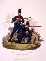 Uniform för brittiska skyttar (60:e och 95:e regementet), från "Costume of the British Empire, according to the Last Regulations", publicerad 1813 (handkolorerad akvatint).