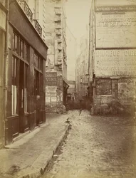 Rue Tirechappe, sedd från rue Saint-Honoré