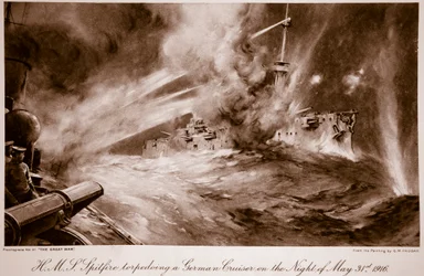 H.M.S Spitfire torpederar en tysk kryssare natten till den 31 maj