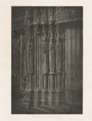 Planche XIII - Cathédrale de Chartres, Statues Colonnes de la Porte Centrale du Portail Royal (Plansch XIII - Chartres katedral, statykolonner i den centrala dörren till den kungliga entrén),1855, tryckt 1982 (foto)