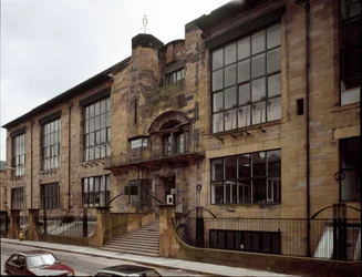 Utsikt över School of Fine Arts designad av arkitekten Charles Rennie Mackintosh (1868-1928)