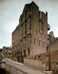 Utsikt över School of Fine Arts designad av arkitekten Charles Rennie Mackintosh (1868-1928)