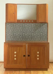 Tvättställ, ca 1917 (mahogny infälld med pärlemor och grön erinoid, med glasbakplatta)