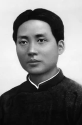Porträtt av Mao Tse-Tung (Mao Ze-Dong eller Mao Zedong eller Mao Tse Toung eller Mao Tso Tong) (1893-1976), en ung man som blev kinesiskt statsöverhuvud - Kina, omkring 1915