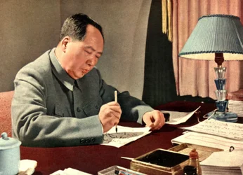Porträtt av den kinesiske statschefen Mao Tse-Tung (Mao Zedong eller Mao Tse Toung eller Mao Tso Tong) (1893-1976). Kina, omkring 1960.