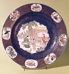 Cirkulärt fat med en musikscen, Kangxi-perioden (1662-1722) (porslin)