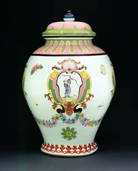 Cistern målad med design av Cornelis Pronk (1691-1759) c.1730 (porslin) (se 206565 för handfat)