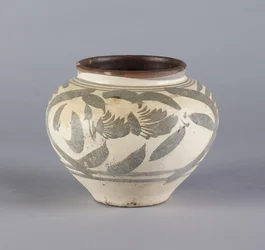 Jar, Liao-dynastin (stengods)
