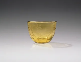 Vinkopp, Yongzheng-period, 1723-35 (gult glas)