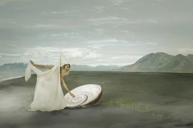 Den mystiska kvinnan och snäckan