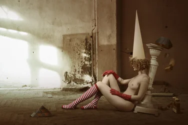 Surrealistisk naken konhatt