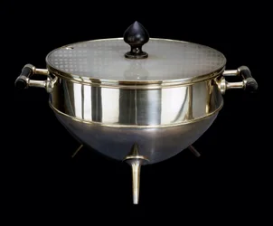 Argenterie: silvermetallsuck och ebene av Christopher Dresser (1834-1904) Runt 1880 Paris, musee d