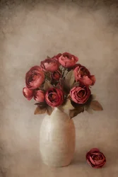 Stämningsfulla röda blommor